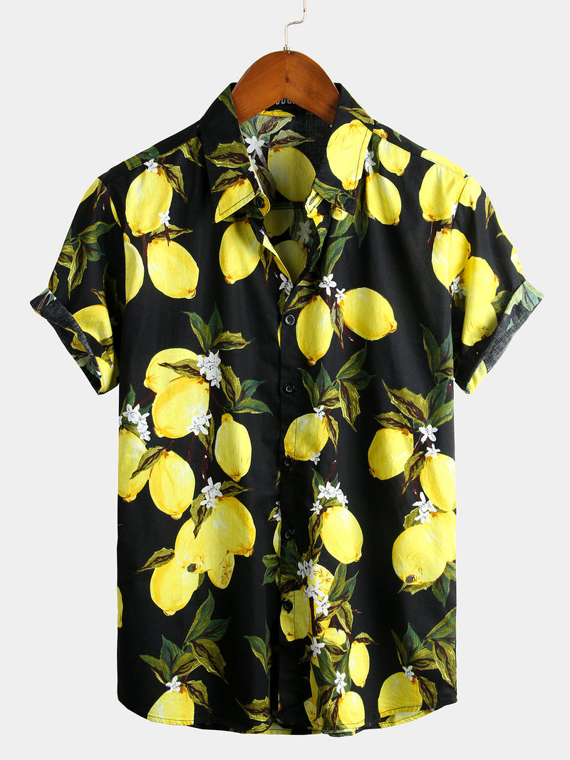 Camisa de hombre hawaiana de manga corta con estampado de limones amarillos tropicales