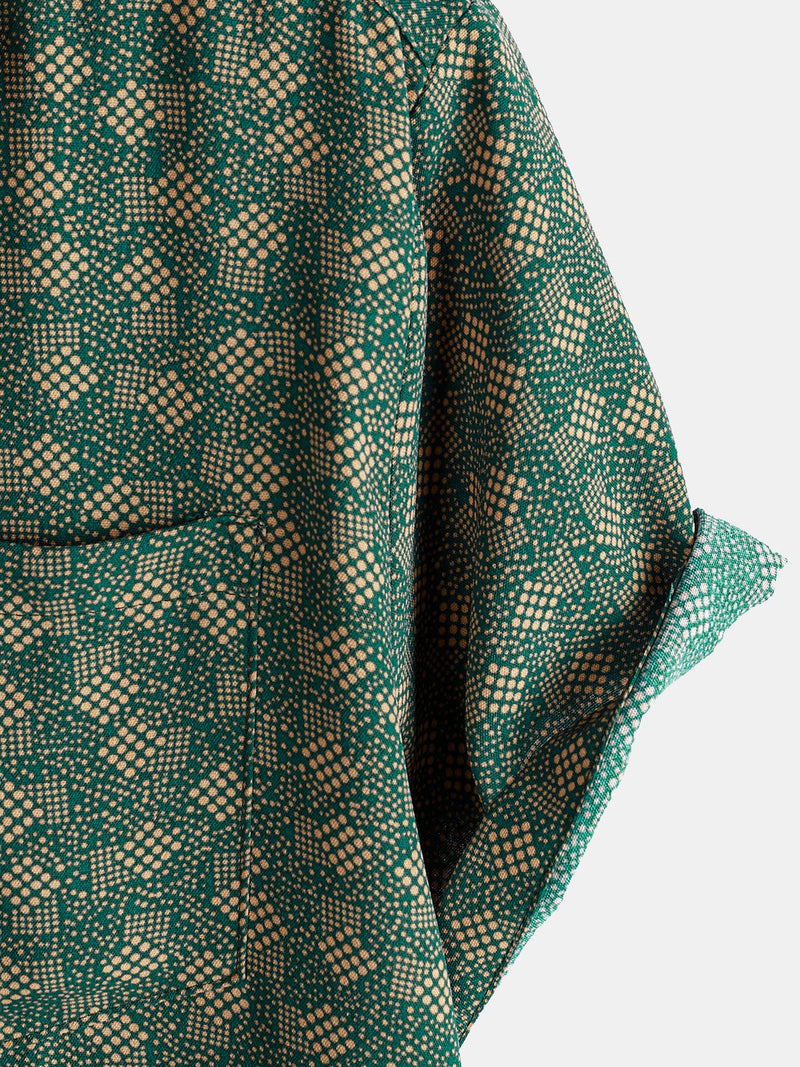Camisa de manga corta con bolsillo verde y estampado geométrico retro para hombre