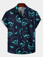 Camisa hawaiana de manga corta con botones y estampado artístico de calavera azul para hombre