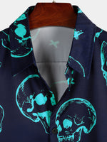 Camisa hawaiana de manga corta con botones y estampado artístico de calavera azul para hombre