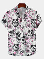 Camisa de hombre de manga corta con botones y estampado de calaveras y flores rosas