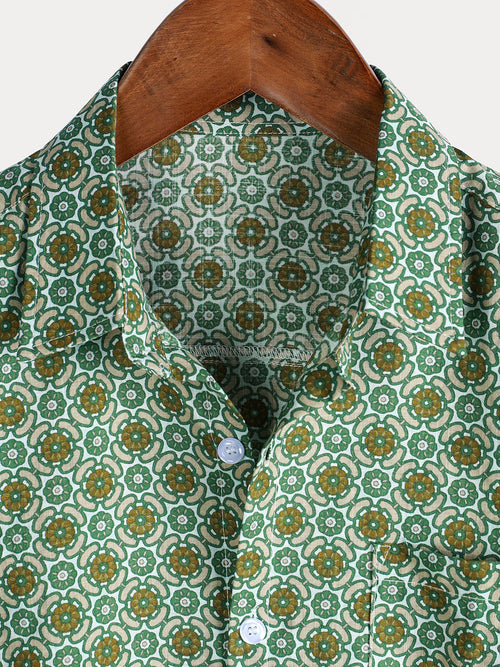 Camisa informal de manga corta de algodón ligero con estampado floral verde para hombre