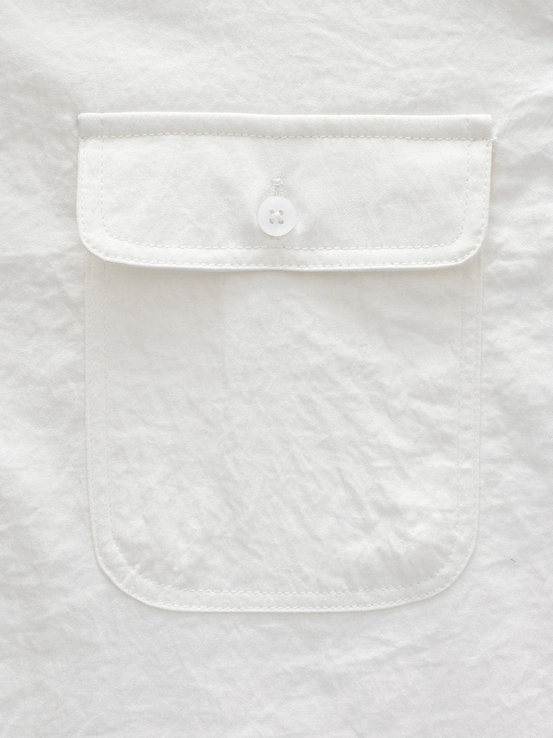 Camisa informal con botones y bolsillo liso para hombre